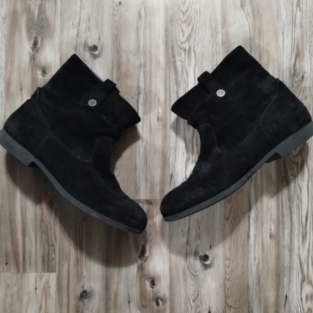 Birkenstock Sarnia Black Suede Low Boot Size 42 US 11